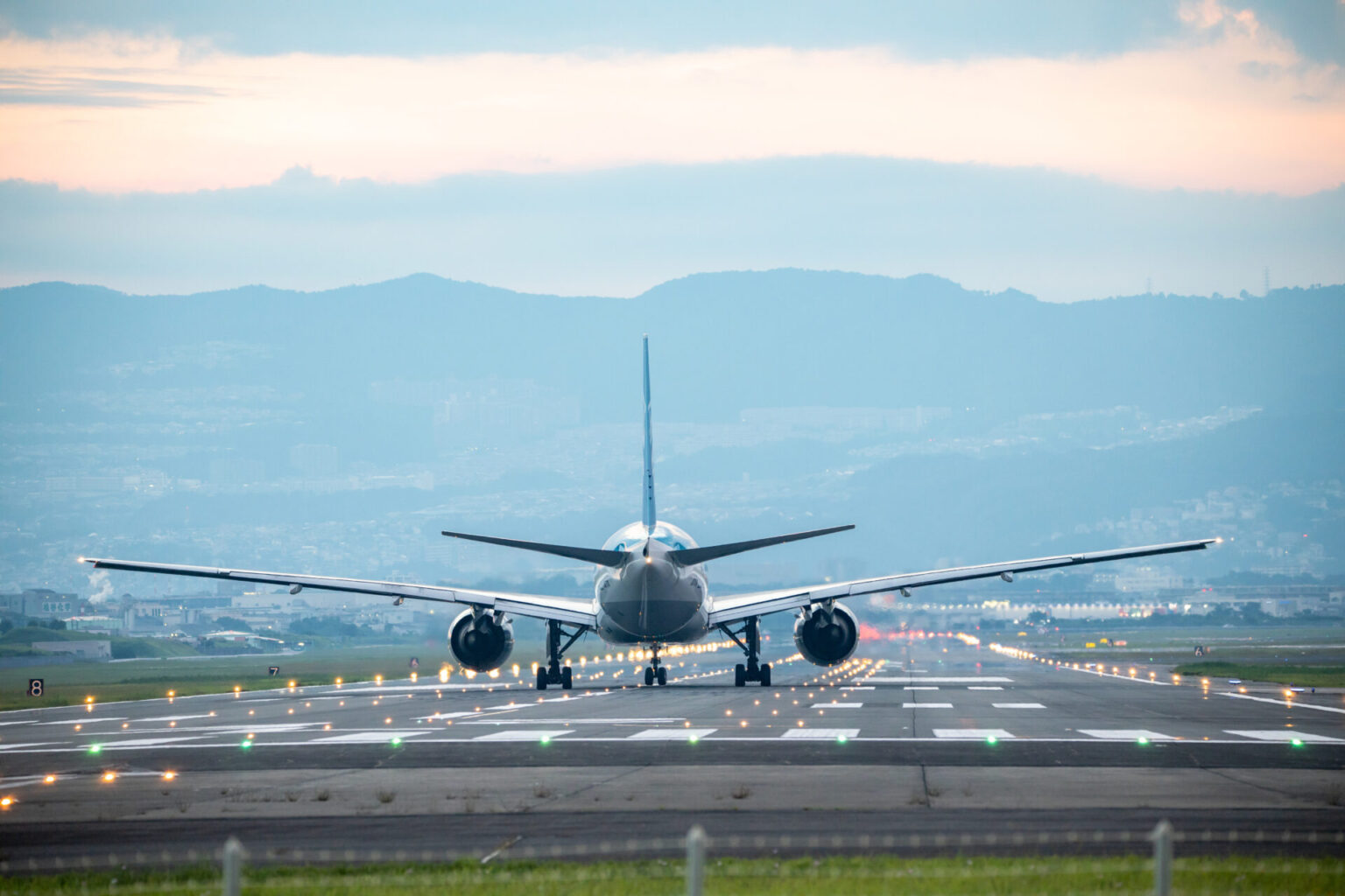 英語でイマドキNEWS「Sushiro to turn its waste cooking oil into aviation fuel」