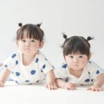 「似ている」は英語でなんという？？