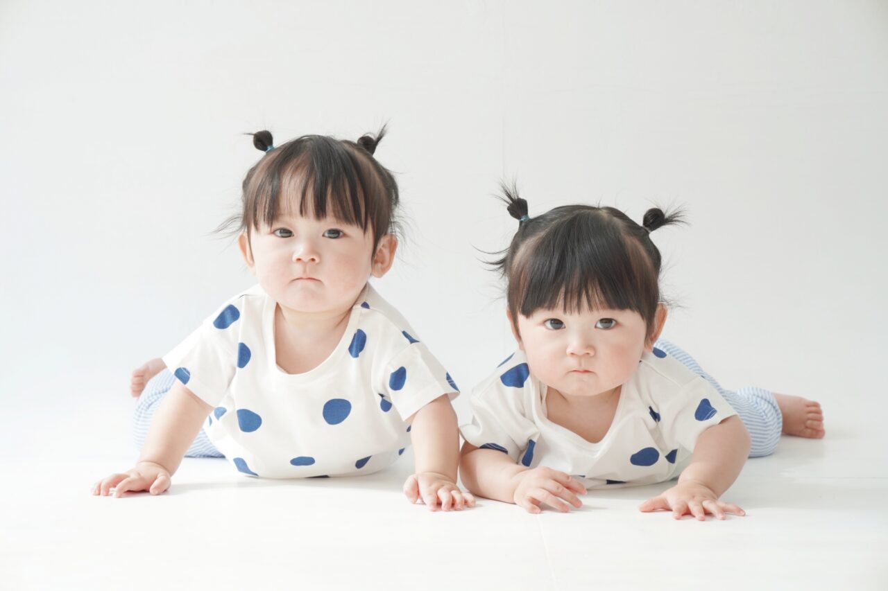 「似ている」は英語でなんという？？