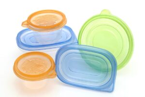 英語でイマドキNEWS「Tupperware files for bankruptcy」
