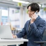 「〜を手配する」は英語で？