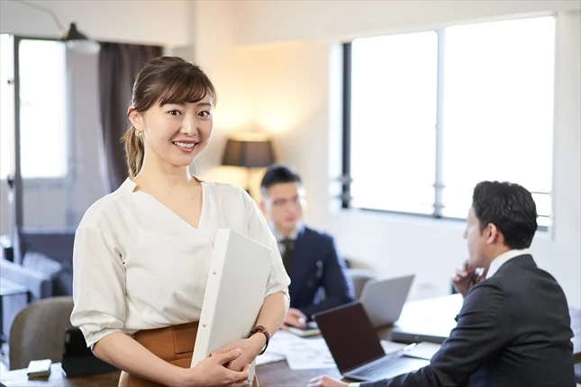 社会人の英語勉強を続けるコツ|時間の作り方と挫折しない学習法