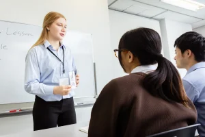 英語が話せるようになる期間は？レベル別の目安と縮め方