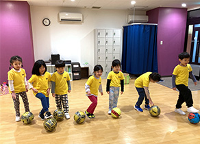 サッカー